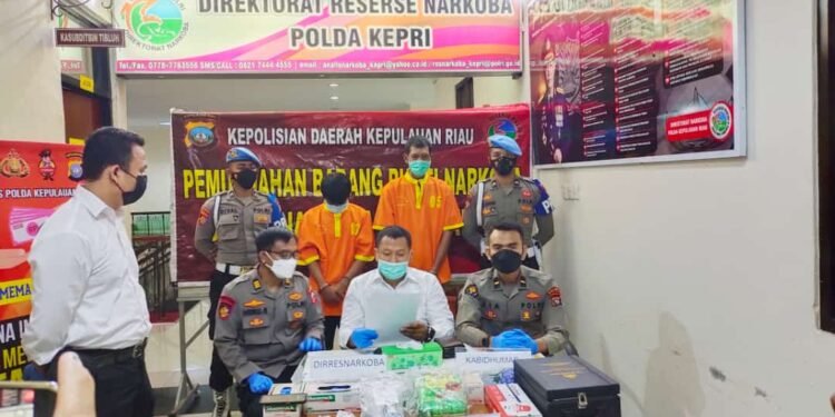Ditresnarkoba Polda Kepri Gelar Pemusnahan Barang Bukti Narkotika Jenis Sabu.