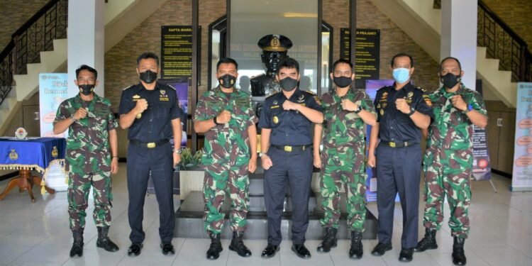 Jalin Silaturahmi, Kepala Bea Cukai Batam Kunjungi Danlantamal IV Tanjungpinang.