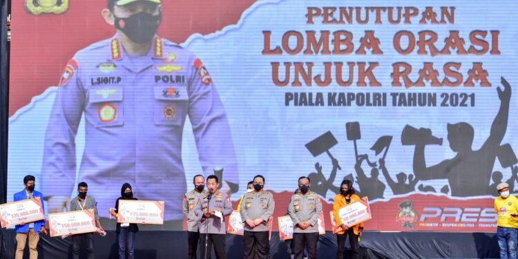 Gelar Lomba Orasi, Kapolri: Mari Ciptakan Alam Demokrasi yang Lebih Baik.
