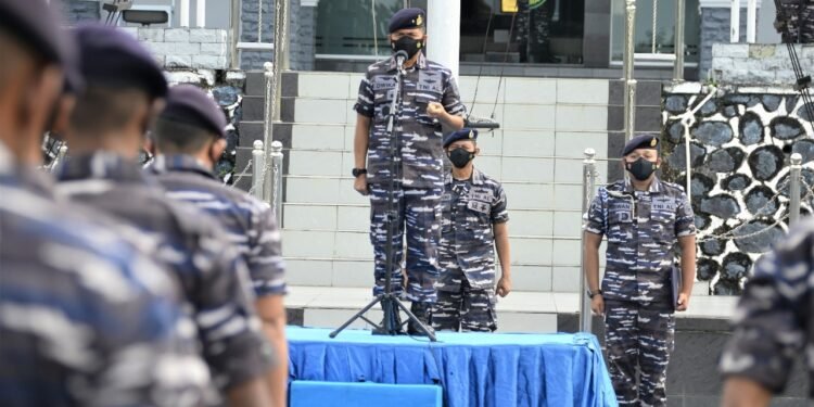 OJT Bintara Dan Tamtama PK TNI-AL Resmi Ditutup Danlantamal IV.