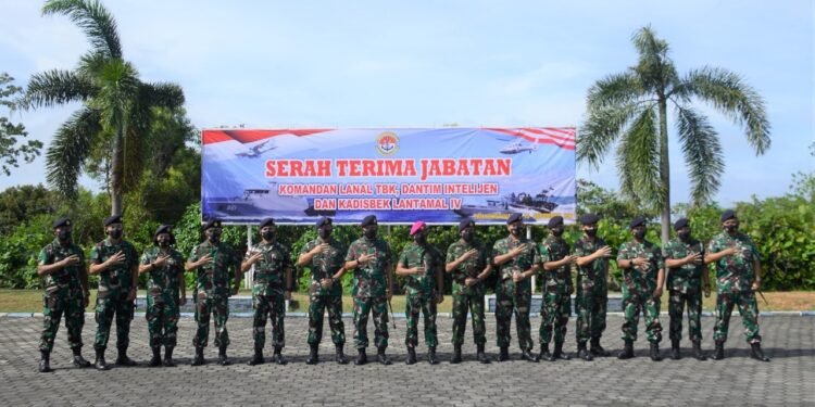Danlantamal lV Pimpin Sertijab 3 Jabatan Penting Di Lantamal lV.