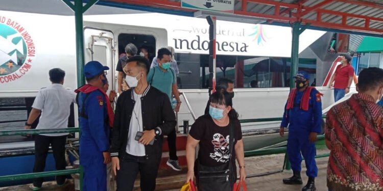 Ops Lilin Seligi 2021, Polres Tanjungpinang Lakukan Patroli Pos PAM Bergerak.