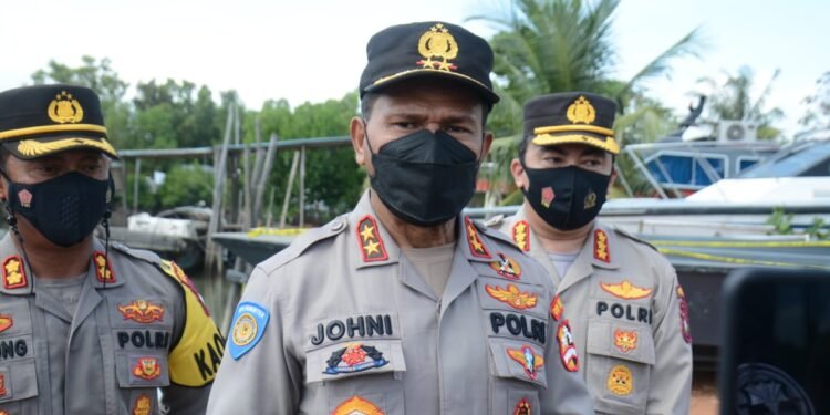 Satgas Misi Kemanusiaan Internasional Tinjau Langsung TKP Dan Barang Bukti Kapal Pengangkut PMI Ilegal.