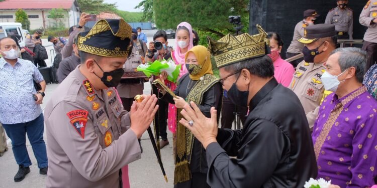 Tiba Disambut Forkopimda, Kapolda Irjen Iqbal : Saya Akan Maksimalkan Dan Dedikasikan Tugas Kepolisian Untuk Masyarakat Riau.