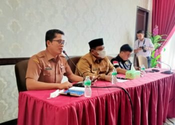 Senator Alirman Sori Kunker di Kabupaten Padang Pariaman, Dalam Rangka Tinjauan Pengerjaan Tol Padang – Pekanbaru.