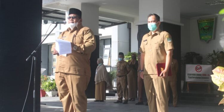 Bupati Pimpin Apel Pagi Perdana Tahun 2022.