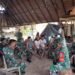 Sosialisasi Vaksin Melalui Komsos, Babinsa Salawati Mengajak Warga Binaan Untuk Vaksin Covid-19.