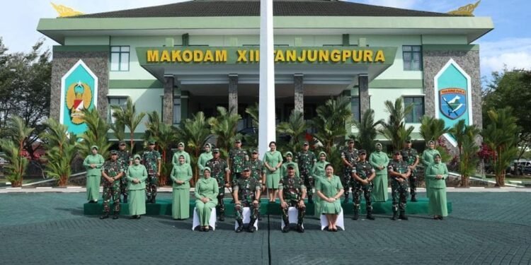 Kunjungi Kodam XII/Tpr Wilayah Perbatasan Indonesia-Malaysia, Ini Pesan Kasad.