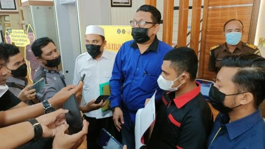 Pemuda Melenial Resmi Melaporkan Mantan PLT Sekwan DPRD ke Kejari Kota Pekanbaru.