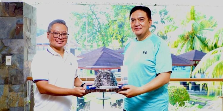 Dikemas Dengan Kegiatan Olahraga Bersama, Irjen Iqbal Safari Silaturahmi Dengan Jajaran PT Pertamina Hulu Rokan.