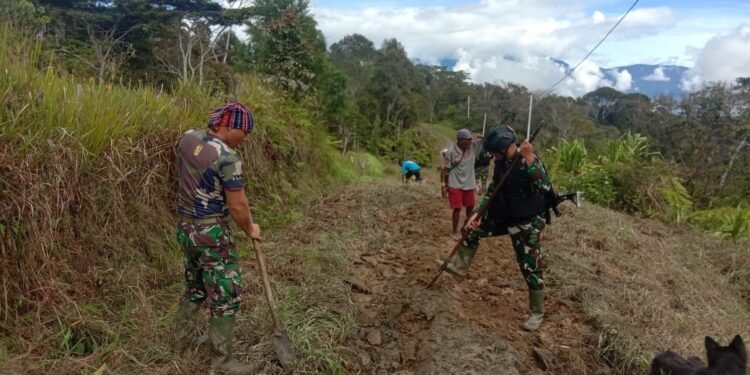 Kenali, Datangi dan Layani, Penekanan Dandim Kepada Anggotanya Yang Sedang Bertugas Di Papua.