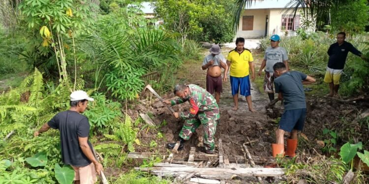 Metode Komunikasi Sosial Babinsa Dalam Mempererat Kekompakan TNI Bersama Rakyat.