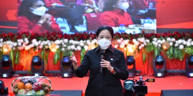 Puan Maharani Imbau Anggota Legislatif PDIP Maksimalkan Pelaksanaan Fungsi Dewan Untuk Kesejahteraan Rakyat.