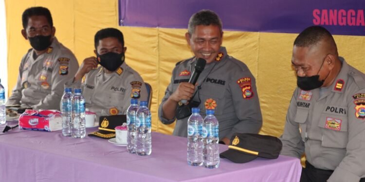 Usai Dari Polsek Tambora, Kapolres Bima Lanjutkan Kunker Ke Polsek Sanggar.