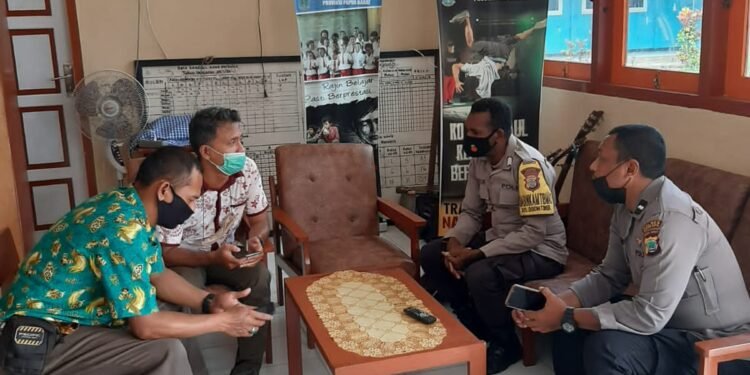 Polres Sorong Kota Akan Turun Ke Sekolah-Sekolah Untuk Berikan Himbauan Wajib Vaksin Saat Ambil Raport.
