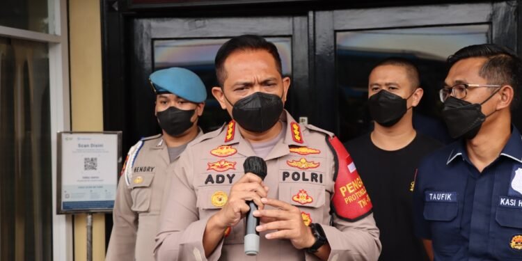 Diduga Sedang Mengkonsumsi Narkoba, Polres Metro Jakarta Barat Amankan Artis Berinisial AP.