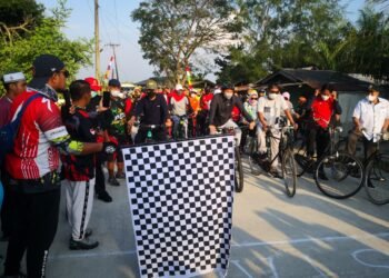 Dilepas Ketua IWO Sumut, Gowes Bersama Bupati Sergai Diwarnai Vaksinasi Massal dan Tanam Mangrove.