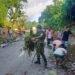 Melestarikan Budaya Gotong Royong, Satgas Yonarhanud 11/WBY Melaksanakan Karya Bakti di Desa Lapiaso Waiheru.