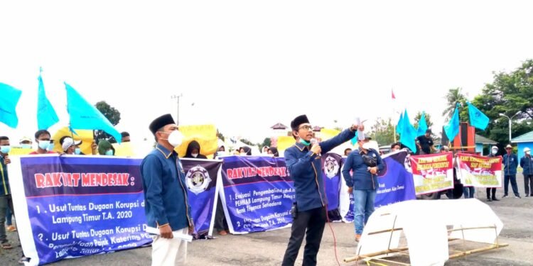 Telan Rp 20 Miliyar, DPD KAMPUD Lampung Timur Laporkan Dugaan Korupsi Pajak Katering Pemda Lamtim ke Kejari Setempat.