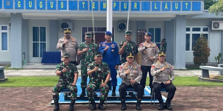 Guspurla Koarmada III dan Polda Maluku Tingkatkan Sinergitas TNI dan Polri di Maluku.