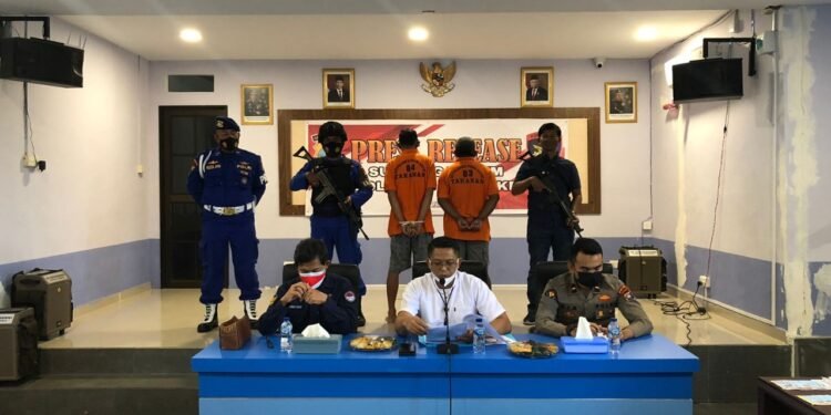 Ditpolairud Polda Kepri Berhasil Amankan 2 Orang Tersangka Jaringan Pengiriman PMI Ilegal dan Selamatkan 22 Korban PMI Ilegal.