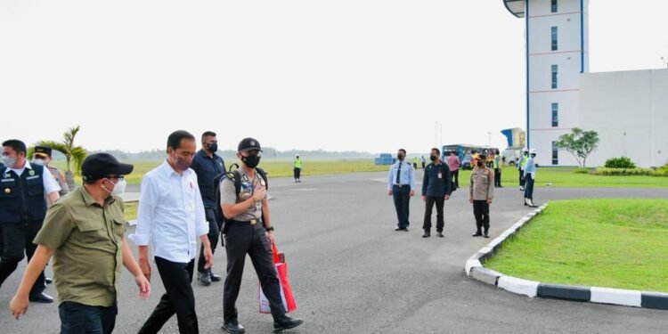 Presiden Jokowi Tiba di Tanjung Pinang.