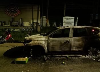 Tempat Hiburan Malam D.O Lides Terbakar Akibat Keributan Antara Kedua Kelompok masyarakat.