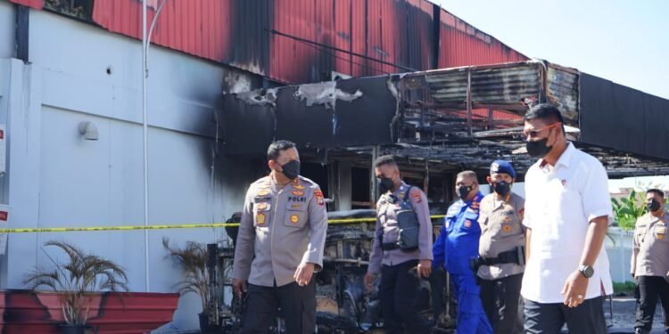 Kapolda Papua Barat Turun Langsung, Pasca Kejadian Saling Serang Warga.