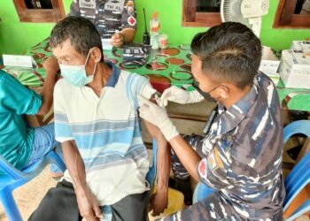 Jemput Bola Strategi Koarmada III Untuk Mempermudah Masyarakat Menerima Vaksinasi Covid-19.