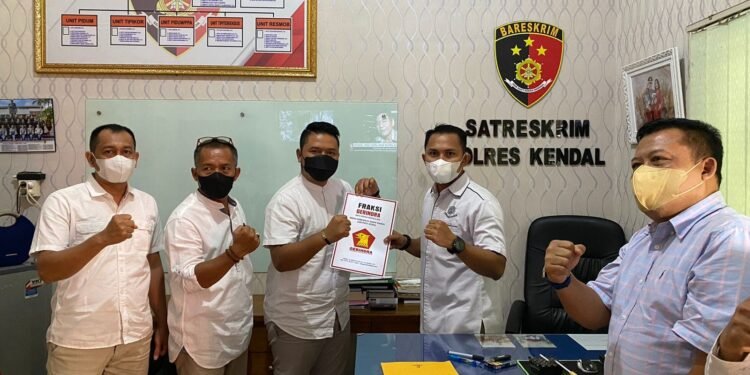 Pengurus DPC Partai Gerindra Kendal laporkan Edy Mulyadi ke Polres Kendal.