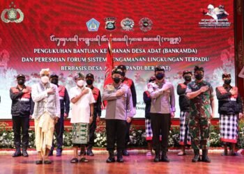 Jaga Kekayaan Desa Adat di Bali, Kapolri Kukuhkan Bankamda dan Sipandu Beradat.