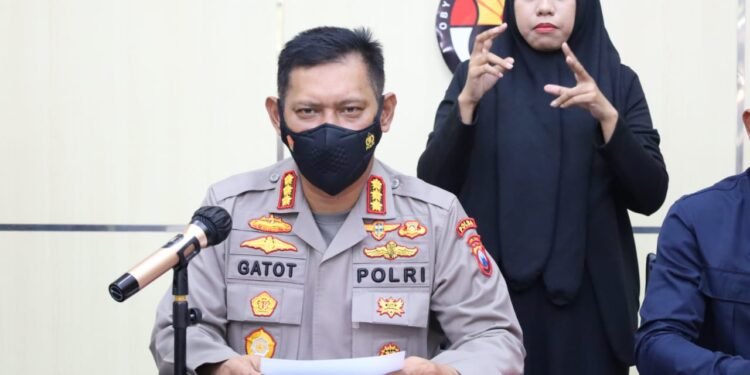 Polda Jatim Hentikan Penyelidikan Kasus Dugaan Pencemaran Nama Baik Bupati Bojonegoro.