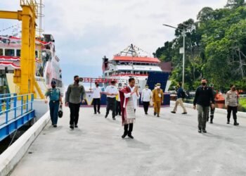 Pangdam I/BB dan Kapoldasu Dampingi Presiden RI, Resmikan Penataan Kawasan Pantai Bebas Parapat.