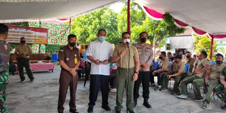 Dandim 1615/Lotim Kerahkan Personel Untuk Sosialisasi Sukseskan Vaksinasi Anak-anak.