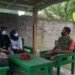 Mahasiswa Gandeng Babinsa Dalam Melaksanakan KKN.