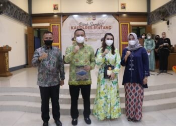 Dandim Sintang Hadiri Pisah Sambut Kapolres Sintang di Pendopo Bupati.