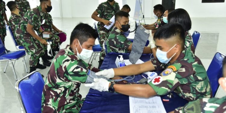 Antisipasi Penyebaran Virus Covid-19 Varian Omicron, Koarmada III Melaksanakan Vaksinasi Booster Bagi Seluruh Prajurit.