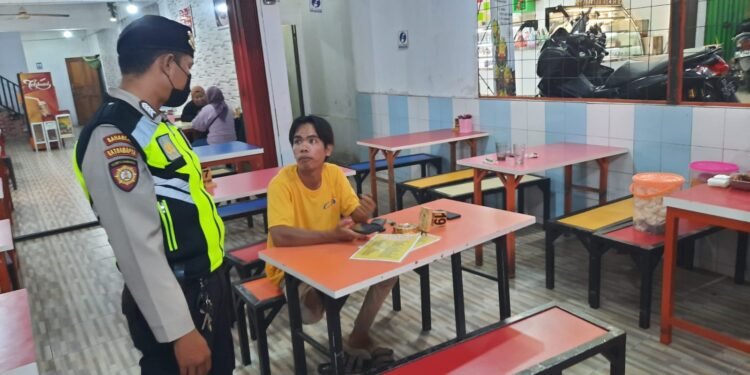 Patroli Rutin Sat Samapta Polres Tanjungpinang Sambangi Masyarakat.