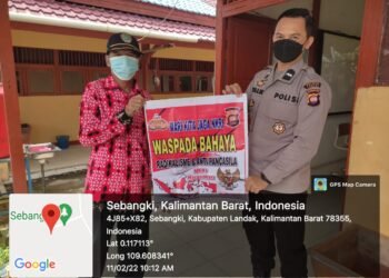 Polisi Bergerak Cepat Ajak Warganya Perangi Aksi Terorisme Dengan Menggunakan Banner.