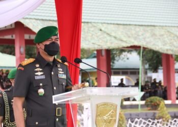 Tutup Dikmaba, Pangdam XII/Tpr Lantik dan Sumpah 236 Sersan Dua.