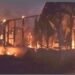 Dikejutkan Kobaran Api, Satu Unit Rumah Kontrakan di Jl. Sungai Lumpur Ludes Terbakar.