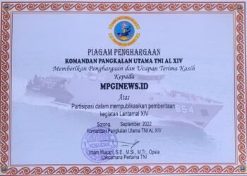 Kali Ini Anggota IMO-Indonesia yaitu Media Mpginews.id Diganjar Piagam Penghargaan Dari Komandan Pangkalan Utama TNI AL XIV Sorong Papua.