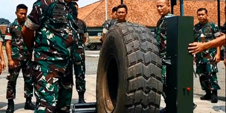 Mayjen TNI Kunto Arief Wibowo Menutup Secara Resmi Kegiatan Transfer Of Technology (TOT).