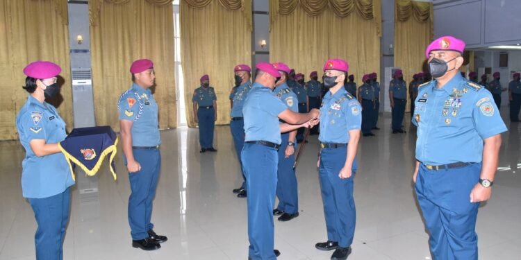 Tiga Pejabat Utama Korps Marinir Diserahterimakan.