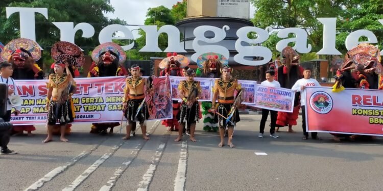 Relawan Suket Teki Dukung Penuh Kebijakan Pemerintah Jokowi.