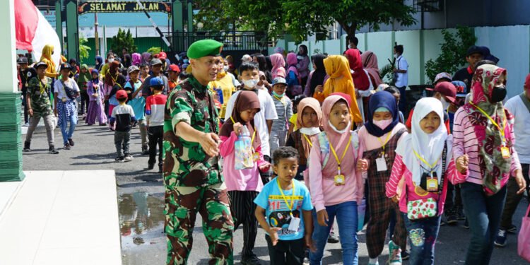 Kenalkan Profesi TNI Pada Anak, Kodim 1016/Plk Terima Kunjungan Field Trip Kemah Pelangi.