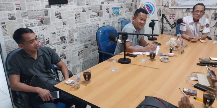 Kuasa Hukum Pulomas Nilai Penegak Hukum Abaikan Kegiatan Ilegal Di Alur Muara Jelitik.