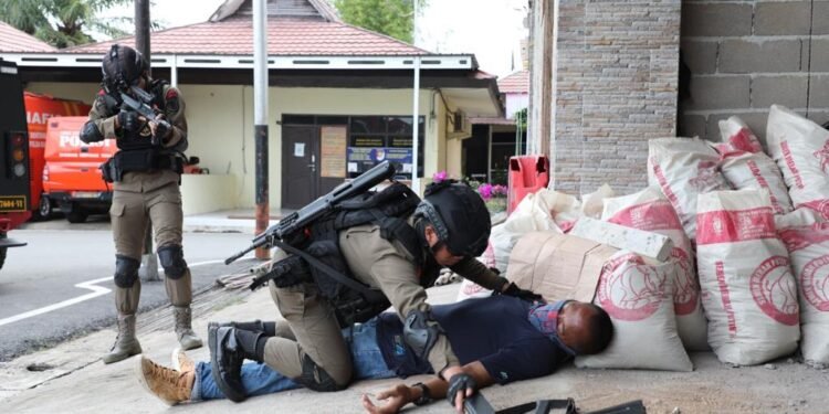 Detasemen Gegana Latihan Untuk Menumbuhkan Rasa Percaya Diri Personil.