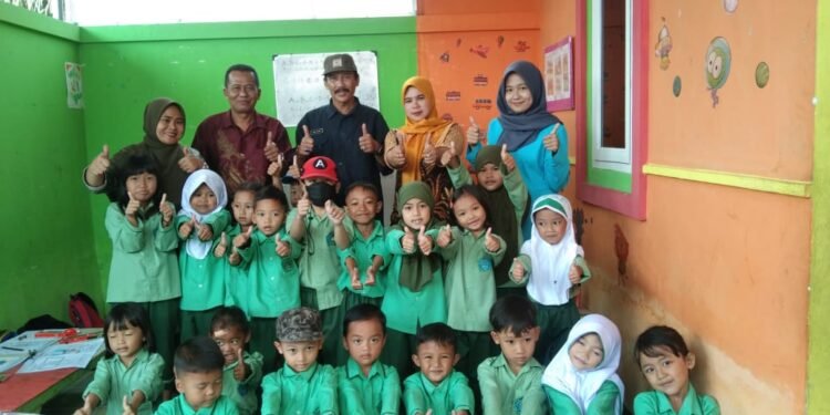 TK Nirwana Cendikia Bangun SDM Yang Lebih Baik.