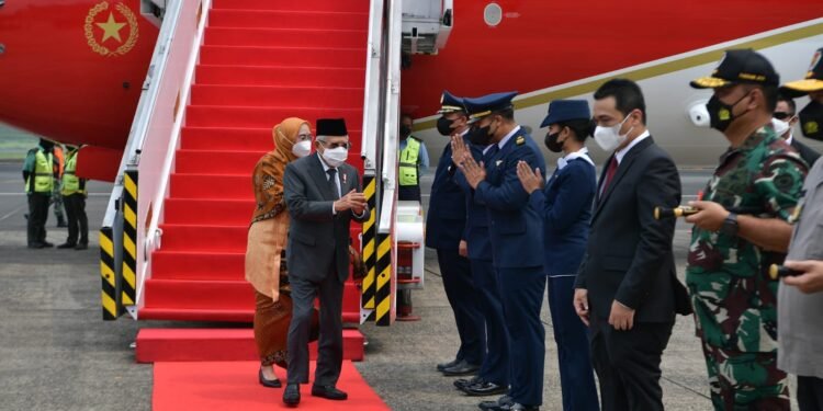 Tiba dari lawatan Tokyo, Esoknya Wapres di Jadwalkan Kunjungan Kerja Ke Jatim.